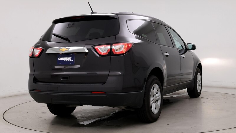 2017 Chevrolet Traverse LS 8