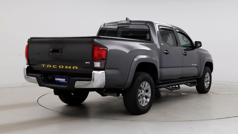 2018 Toyota Tacoma SR5 8