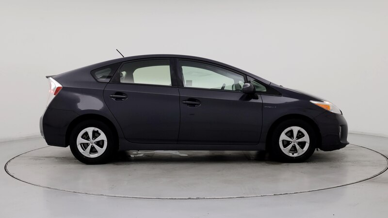 2015 Toyota Prius Two 7