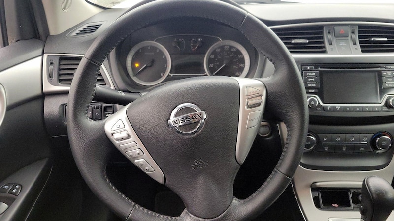 2015 Nissan Sentra SV 10