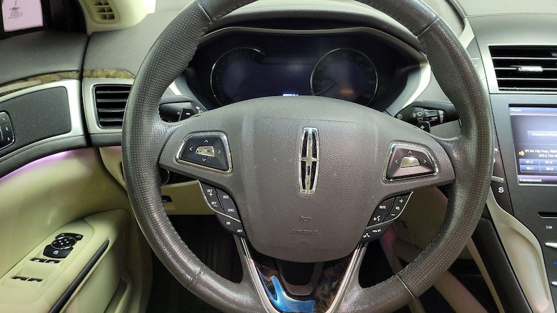 2014 Lincoln MKZ  10