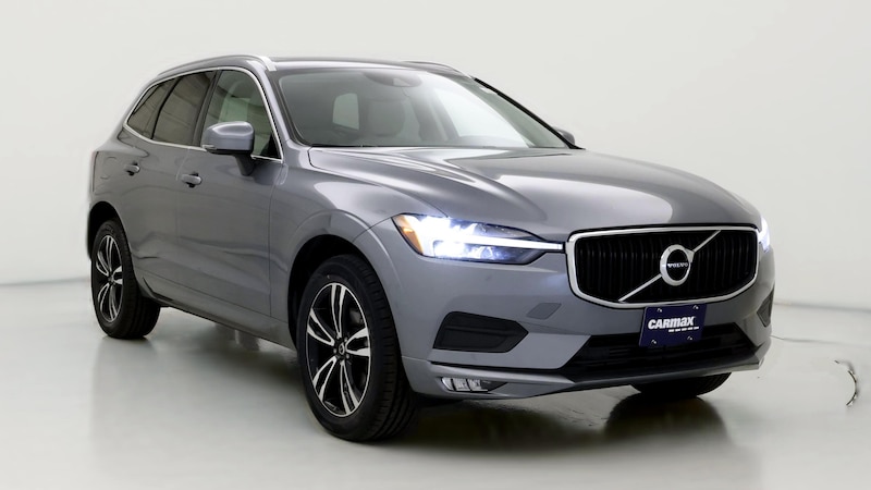 2021 Volvo XC60 T5 Momentum Hero Image