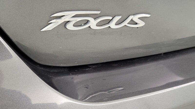 2016 Ford Focus SE 25