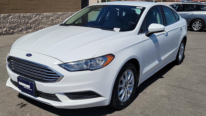 2018 Ford Fusion S 3
