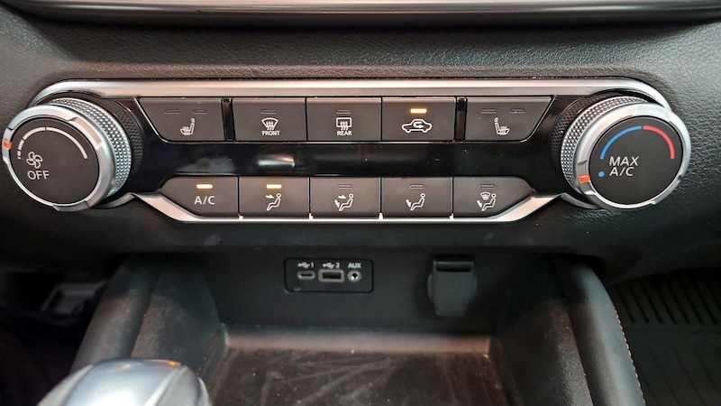 2020 Nissan Altima SR 16