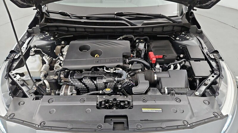2020 Nissan Altima SR 23