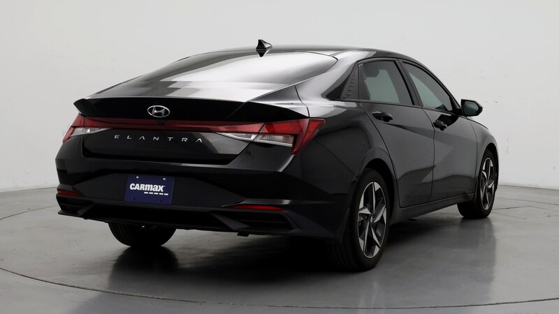 2023 Hyundai Elantra SEL 7