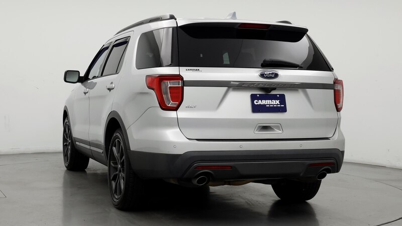 2017 Ford Explorer XLT 2