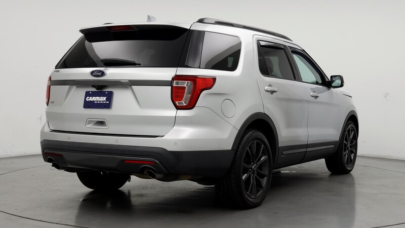 2017 Ford Explorer XLT 8