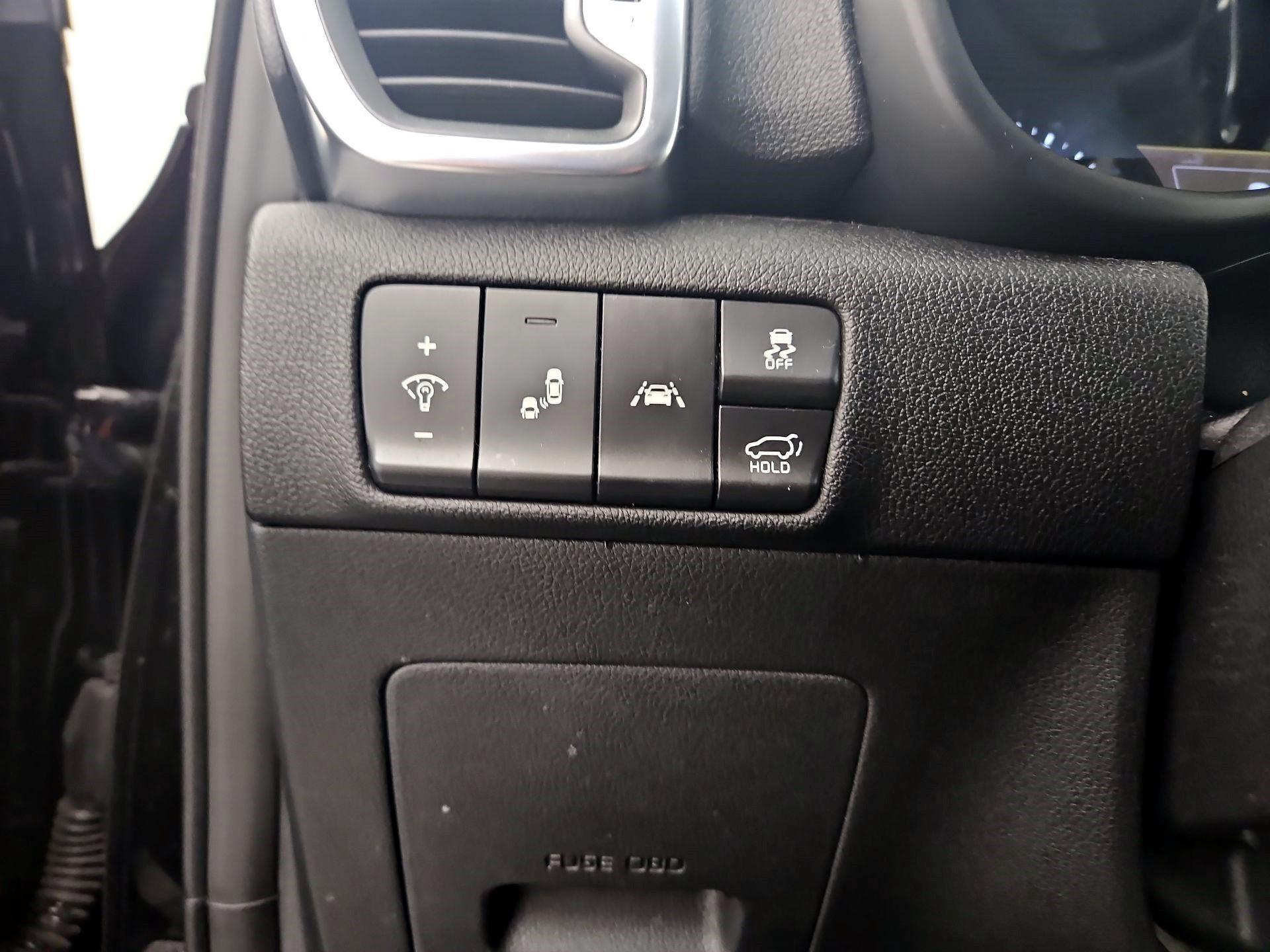 Thumbnail: 2017 Kia Sportage - 13