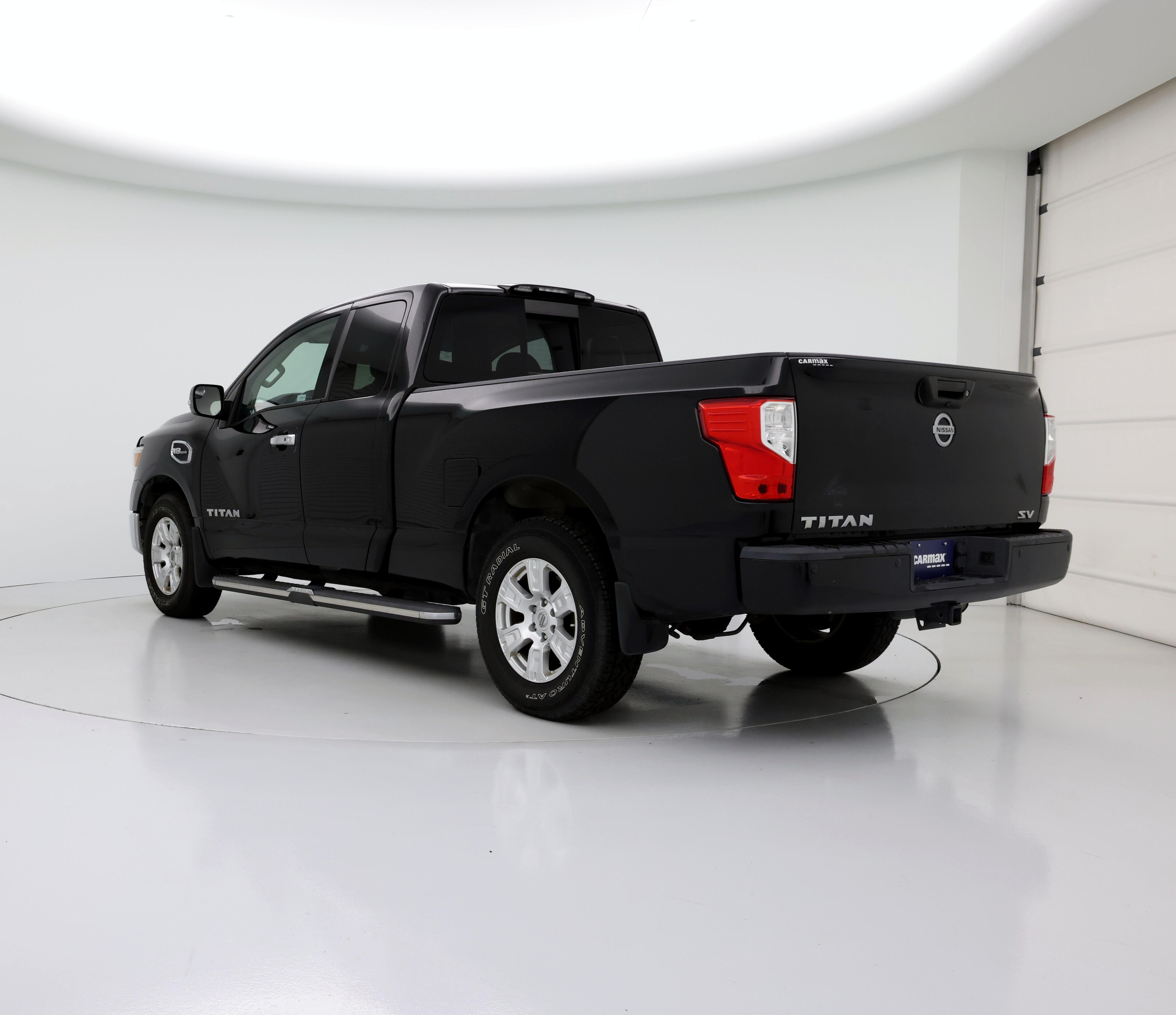 Thumbnail: 2017 Nissan Titan - 2