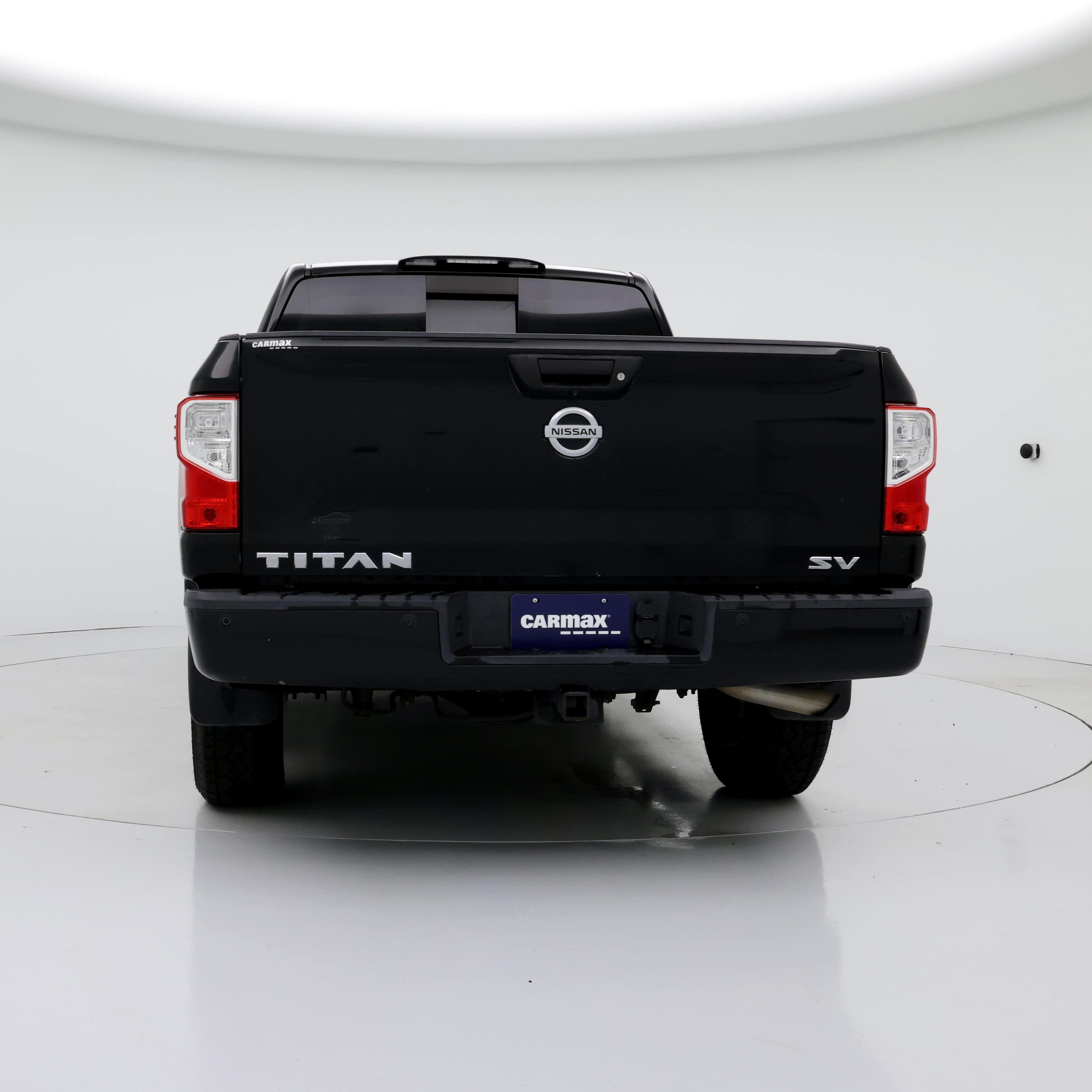 Thumbnail: 2017 Nissan Titan - 6