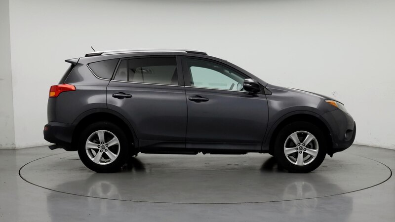 2015 Toyota RAV4 XLE 7