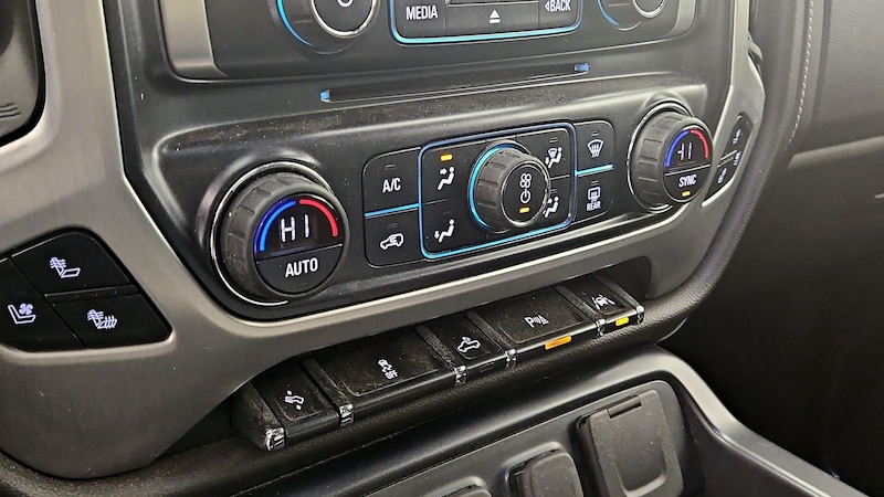 2018 GMC Sierra 1500 SLT 17