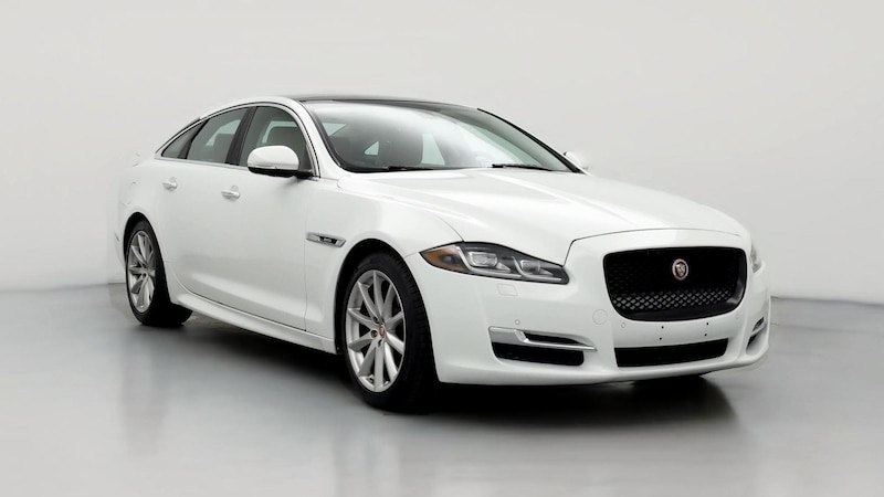 2016 Jaguar XJ R-Sport Hero Image