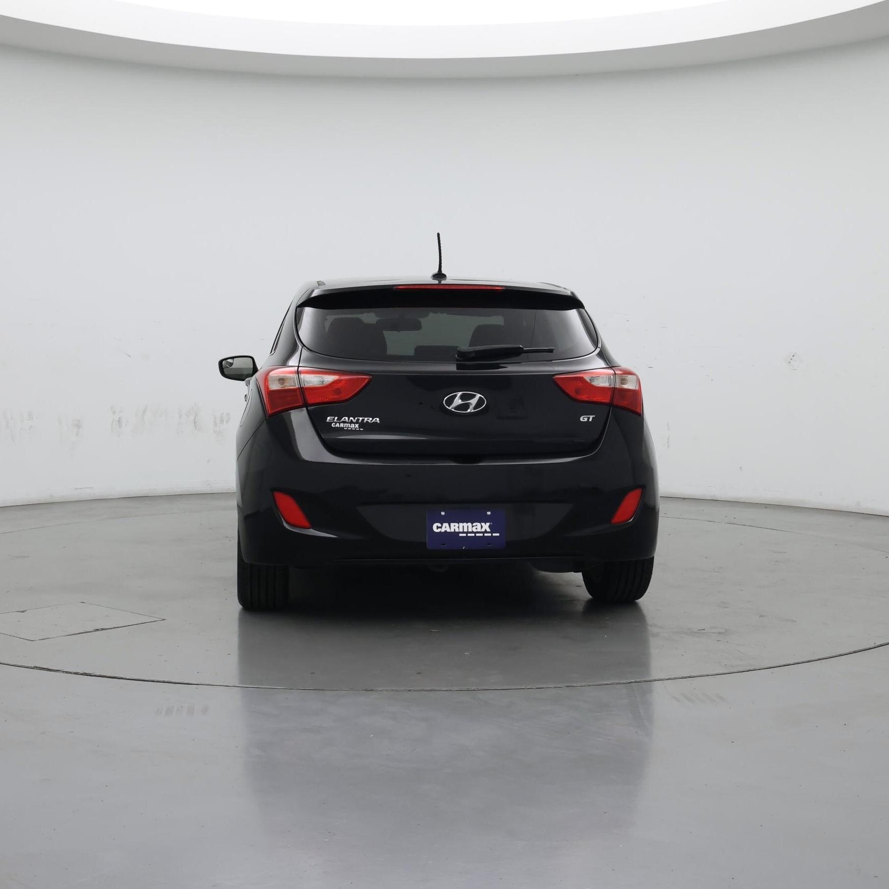 Thumbnail: 2015 Hyundai Elantra - 6
