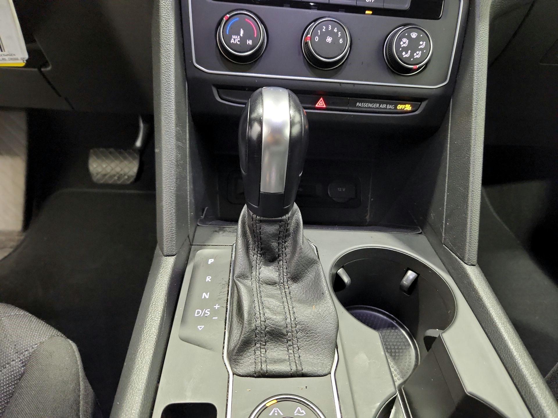 Thumbnail: 2020 Volkswagen Atlas - 17