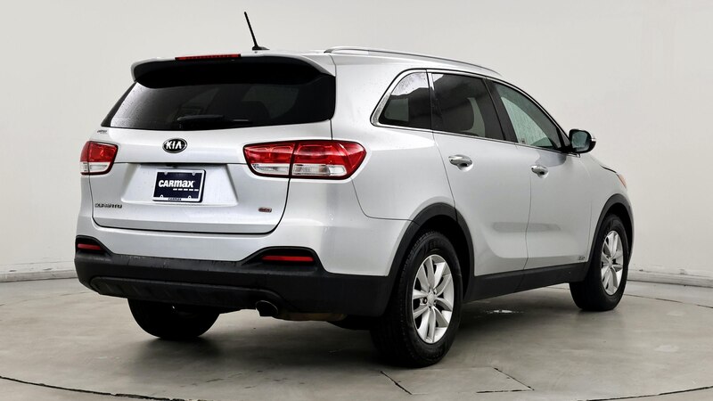 2016 Kia Sorento LX 8