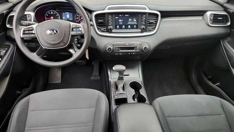 2019 Kia Sorento LX 9