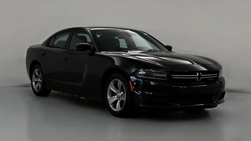 2015 Dodge Charger SE Hero Image