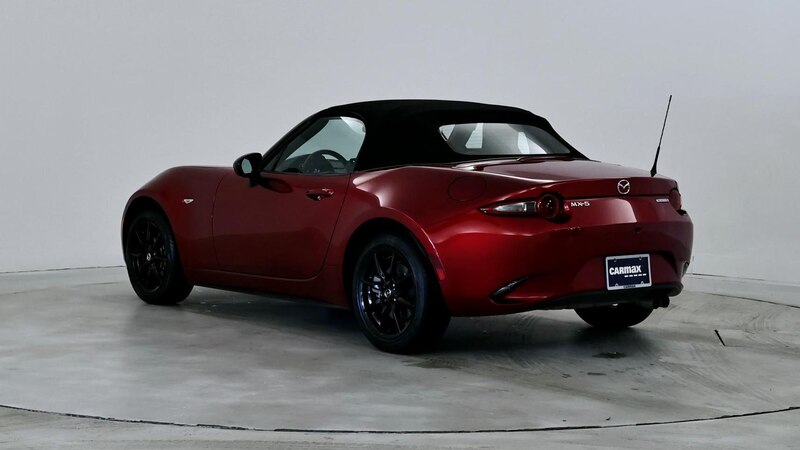 2022 Mazda MX-5 Miata Sport 2