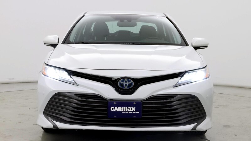 2019 Toyota Camry XLE 5