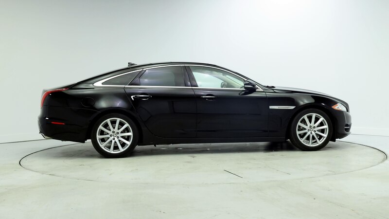 2013 Jaguar XJ  7