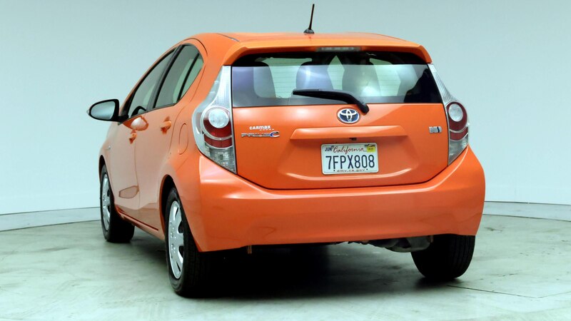 2014 Toyota Prius c One 6