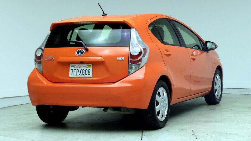 2014 Toyota Prius c One 8