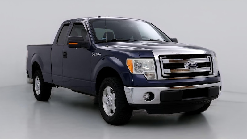 2014 Ford F-150 XLT Hero Image