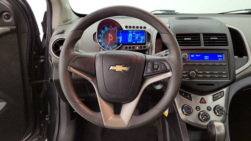 2016 Chevrolet Sonic LS 10