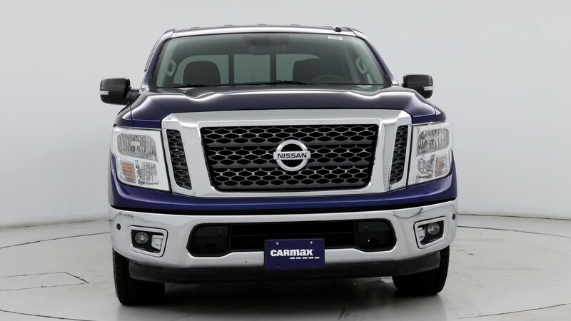 2017 Nissan Titan SV 5