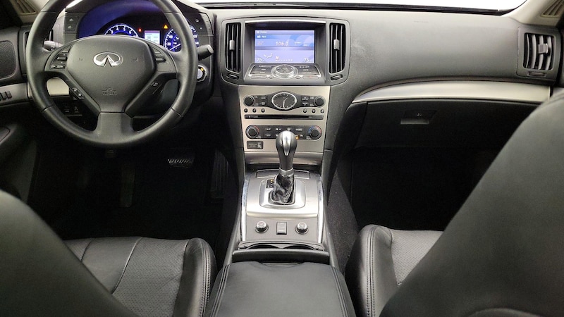 2013 INFINITI G37 X 9