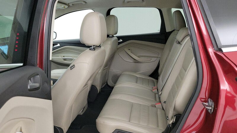 2017 Ford Escape Titanium 19