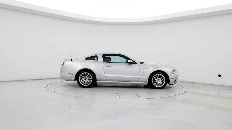 2013 Ford Mustang Premium 7