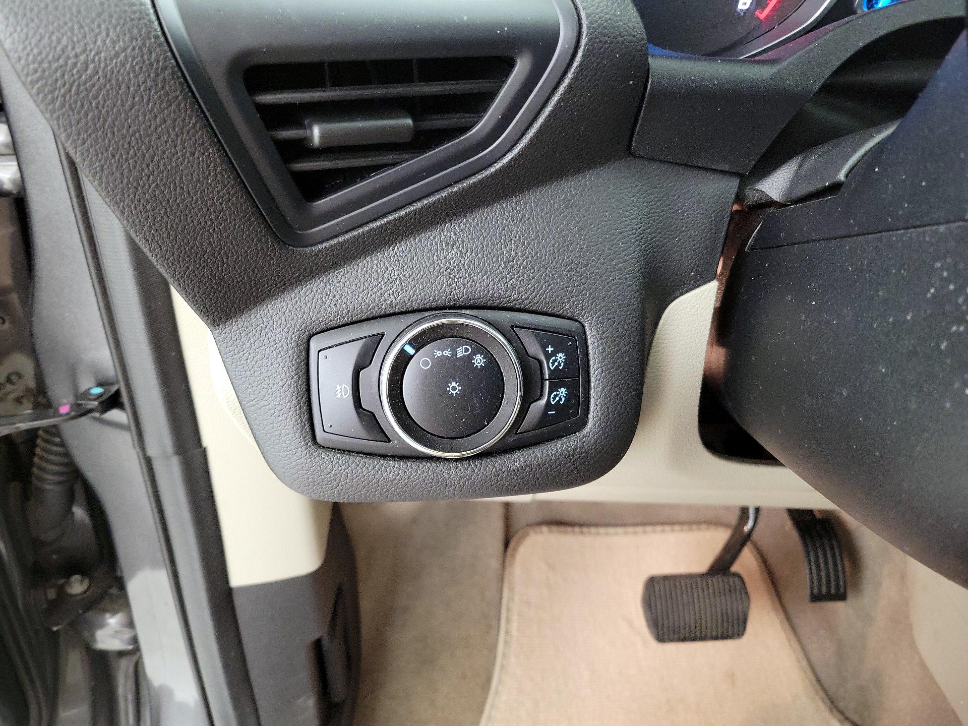 Thumbnail: 2014 Ford Escape - 13