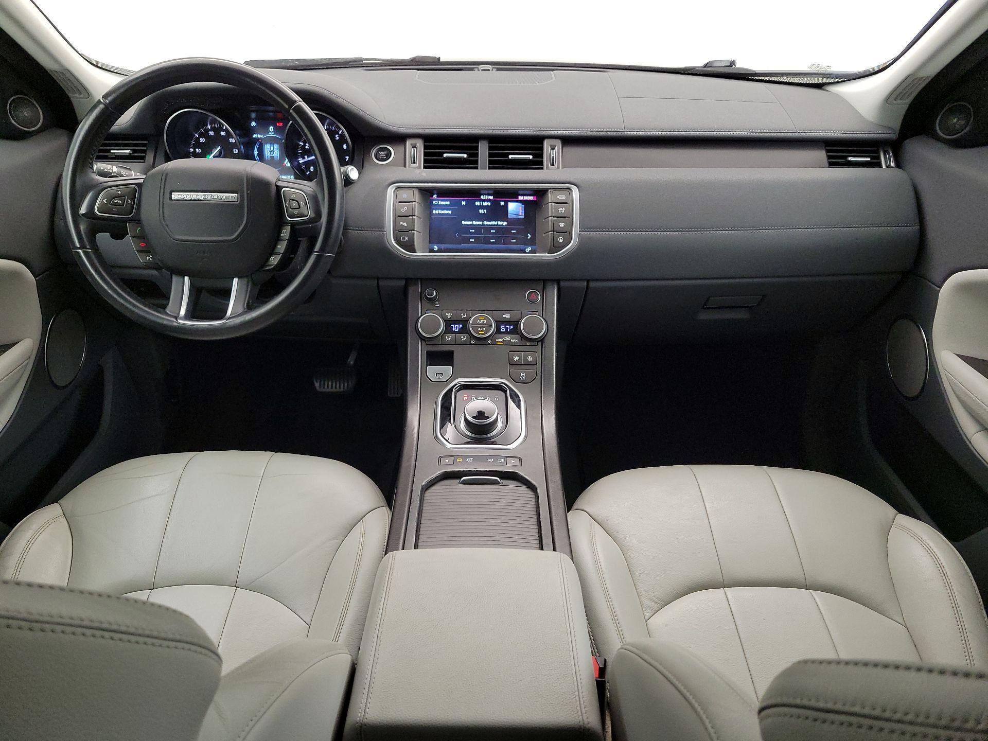 Thumbnail: 2019 Land Rover Range Rover Evoque - 9