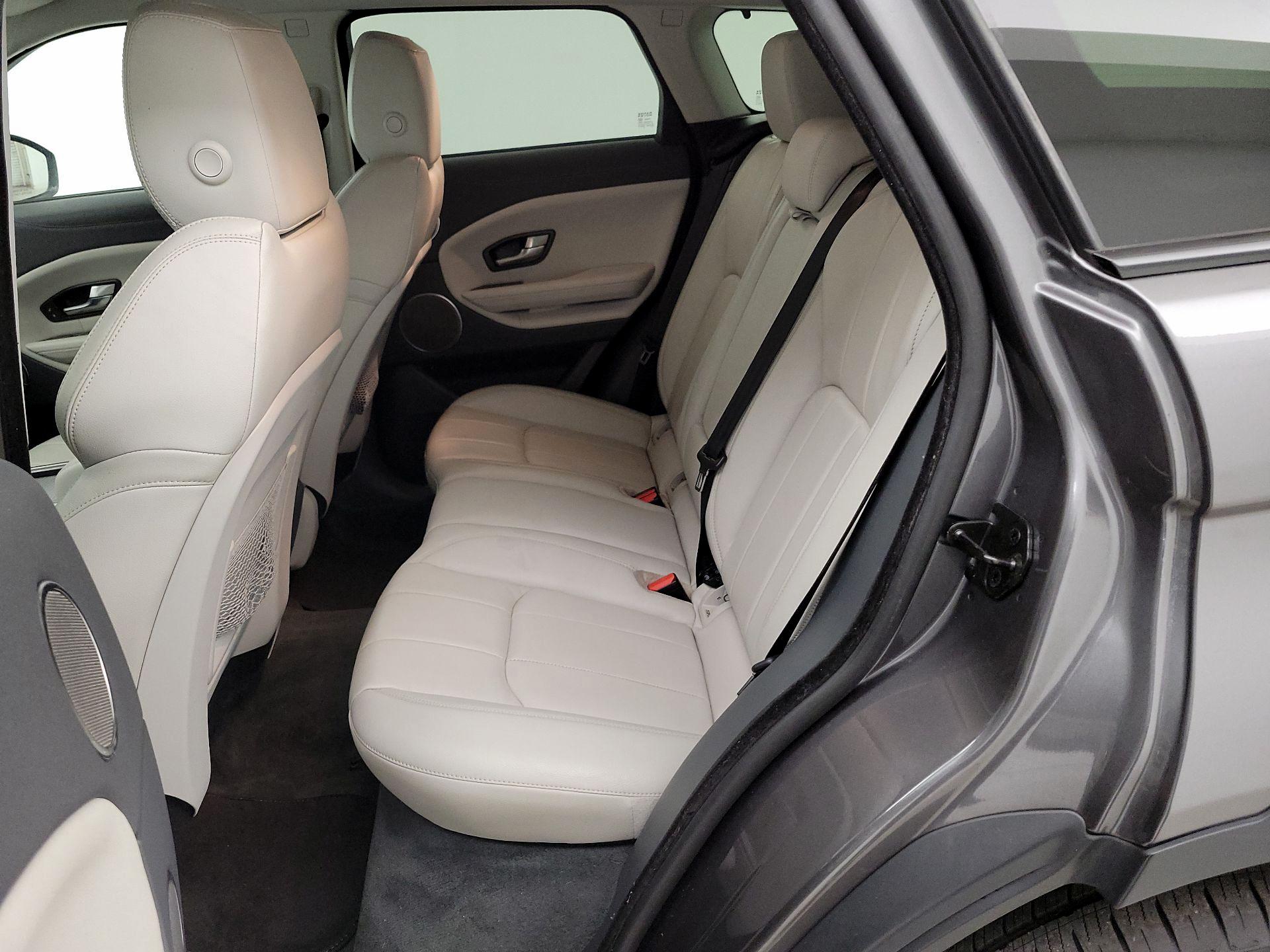 Thumbnail: 2019 Land Rover Range Rover Evoque - 19