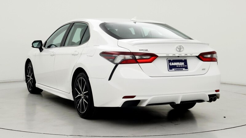 2023 Toyota Camry SE 2