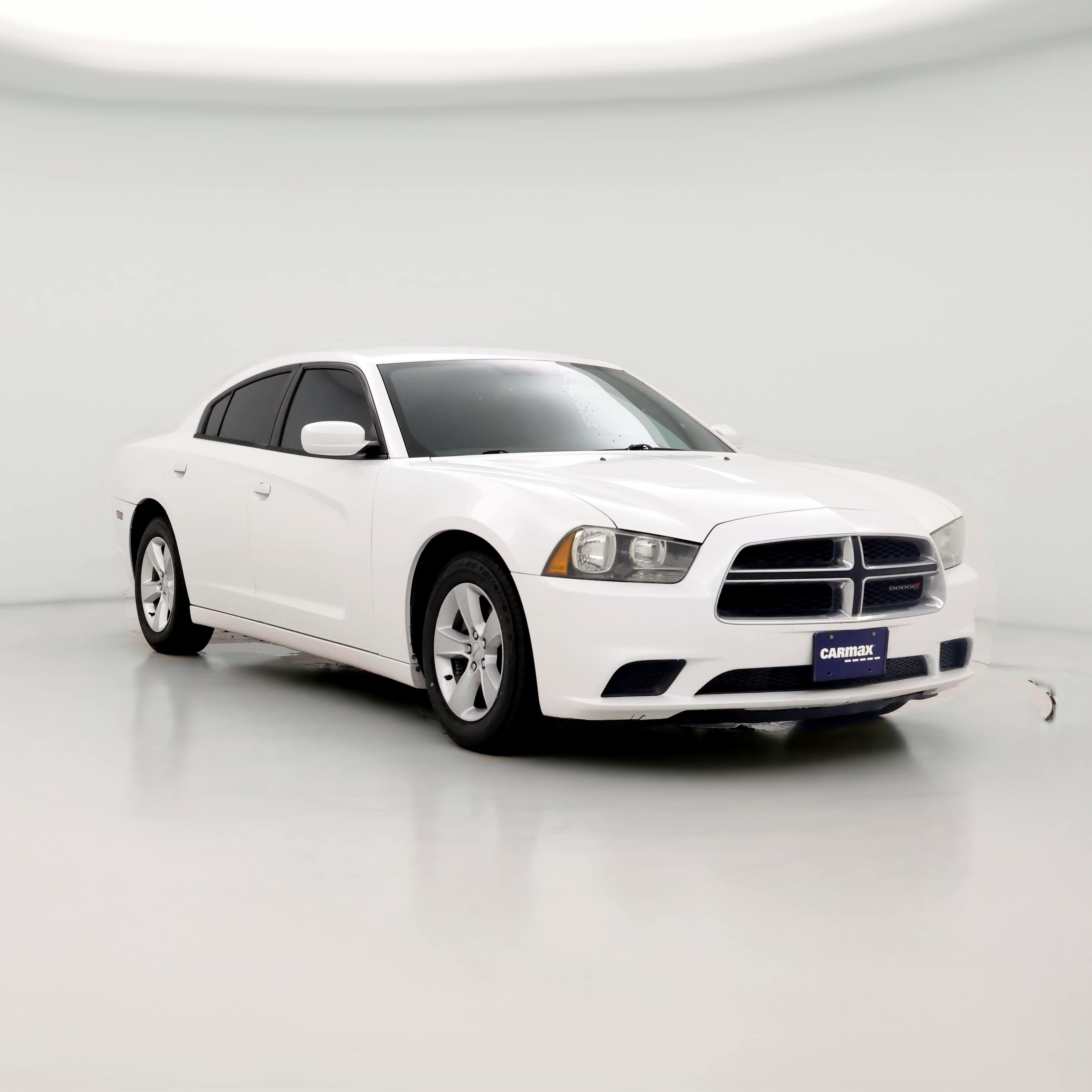 2014 dodge store charger rt white