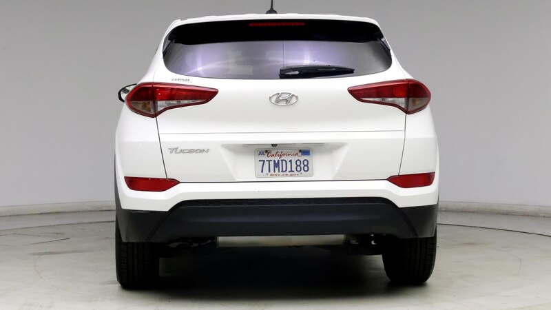 2016 Hyundai Tucson SE 6