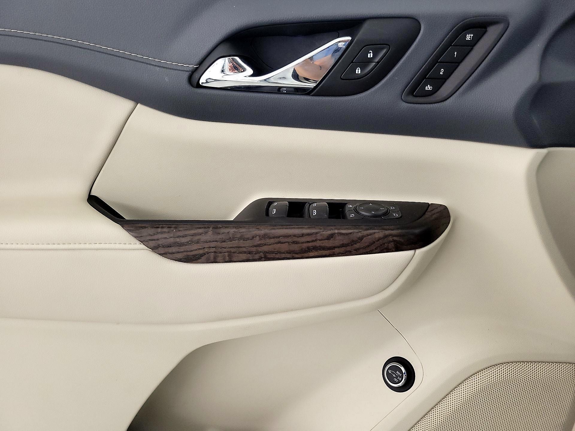 Thumbnail: 2023 GMC Acadia - 12