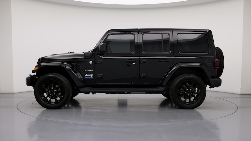 2022 Jeep Wrangler Unlimited Sahara 3