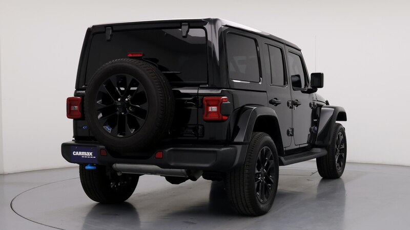 2022 Jeep Wrangler Unlimited Sahara 8