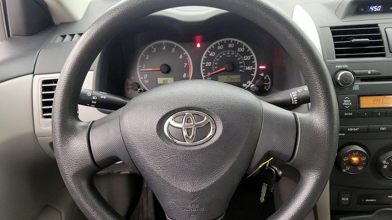 2013 Toyota Corolla L 10