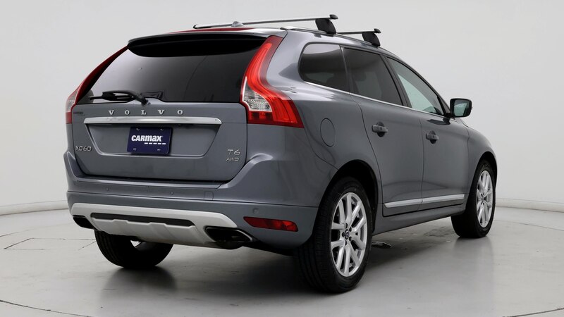 2017 Volvo XC60 T6 Dynamic 8