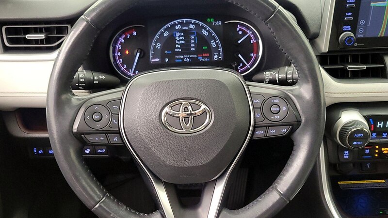 2021 Toyota RAV4 Limited 10