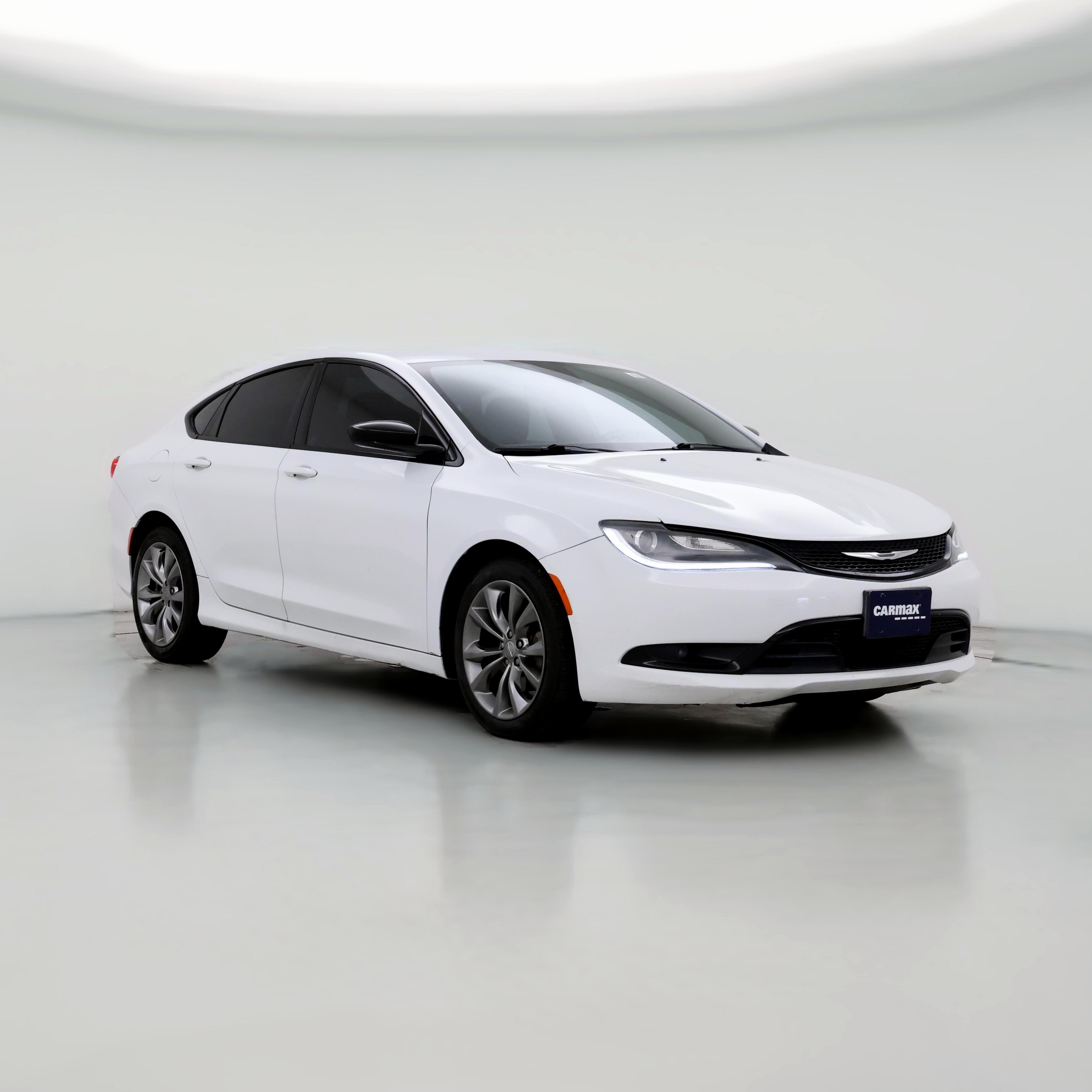 Thumbnail: 2015 Chrysler 200 - 1