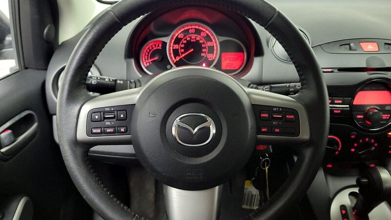 2013 Mazda Mazda2 Touring 10