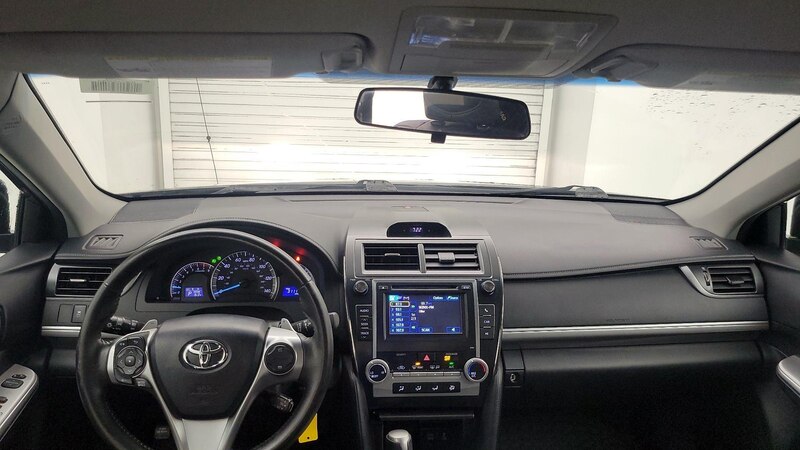 2013 Toyota Camry SE 9